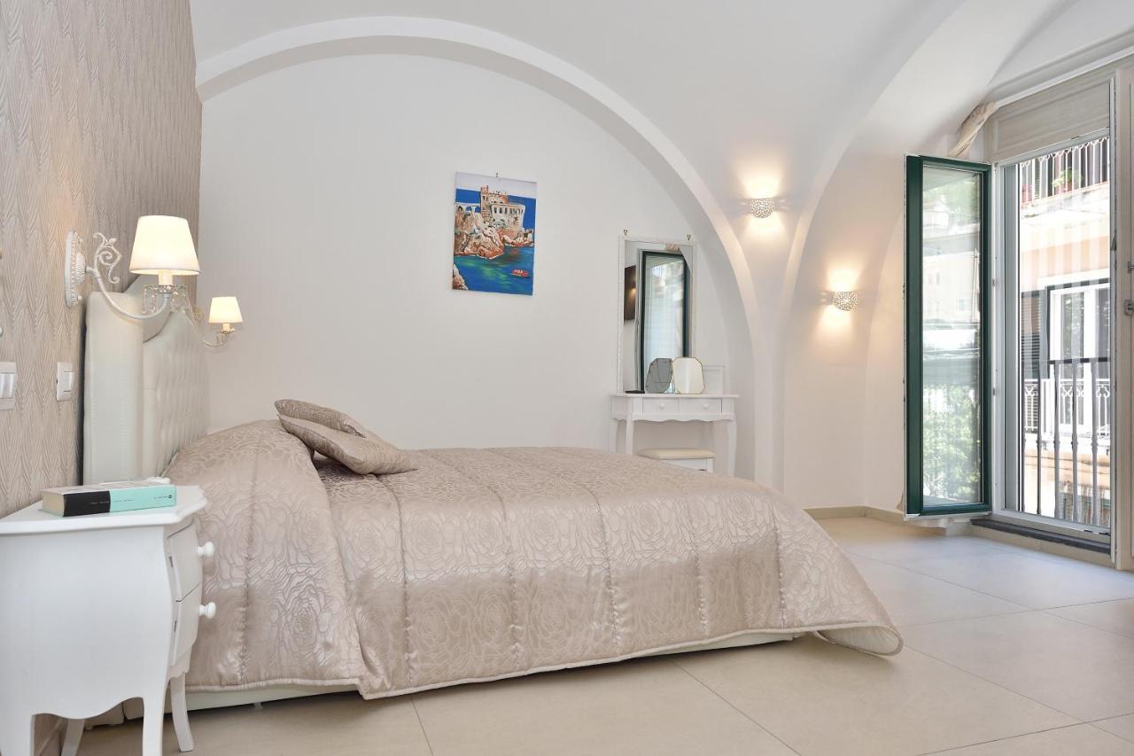 Sirena Apartment Мінорі Екстер'єр фото